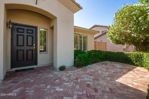 2046 S Reseda Ct, Gilbert, AZ 85295 photo 7