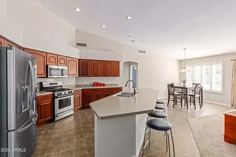 2046 S Reseda Ct, Gilbert, AZ 85295 photo 18