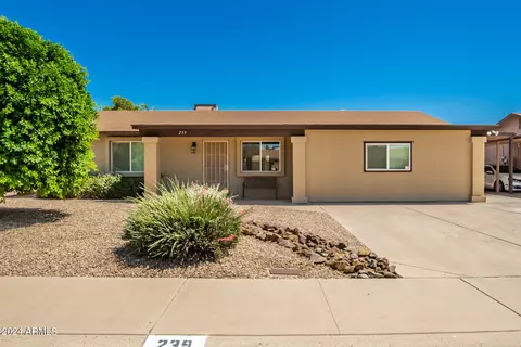 239 W Kristal Way, Phoenix, AZ 85027