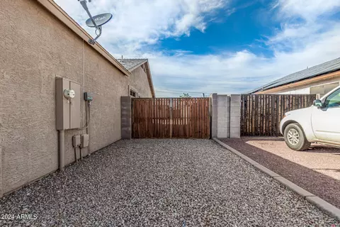 84 E 14th Ave, Apache Junction, AZ 85119 photo 8