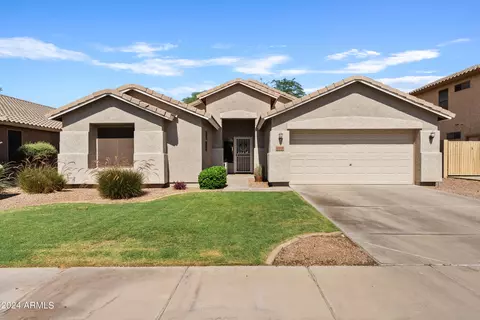 6310 S Wilson Dr, Chandler, AZ 85249