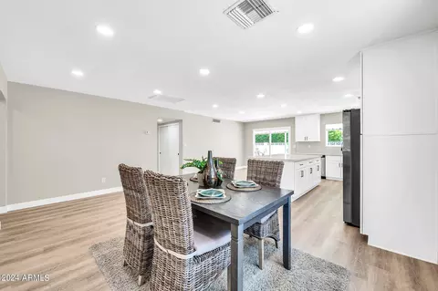 501 E Westchester Dr, Tempe, AZ 85283 photo 11