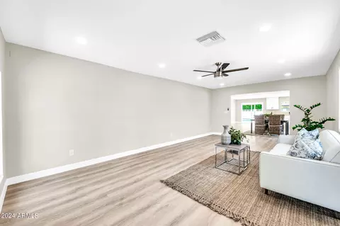 501 E Westchester Dr, Tempe, AZ 85283 photo 14