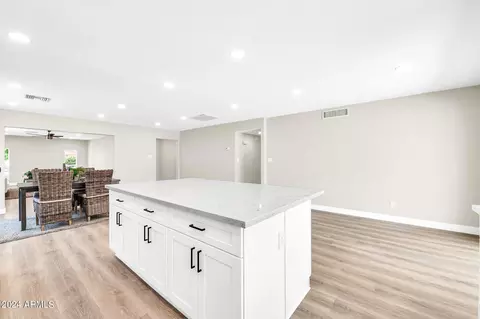 501 E Westchester Dr, Tempe, AZ 85283 photo 12