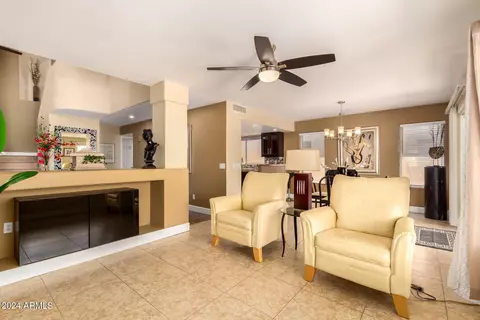 4070 E Coolbrook Ave, Phoenix, AZ 85032 photo 9