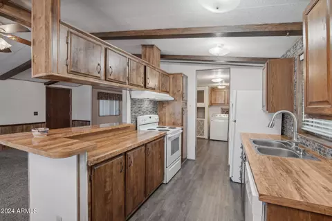 2900 W Superstition Blvd #44, Apache Junction, AZ 85120 photo 10