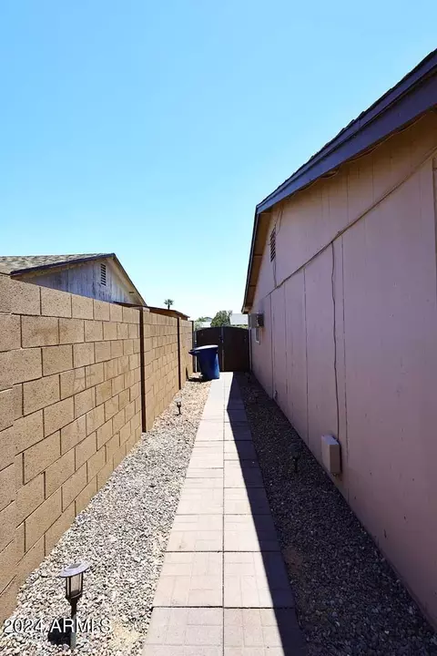 106 E Tulane Dr, Tempe, AZ 85283 photo 27