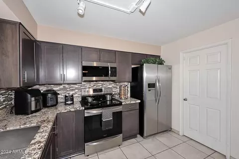 106 E Tulane Dr, Tempe, AZ 85283 photo 15