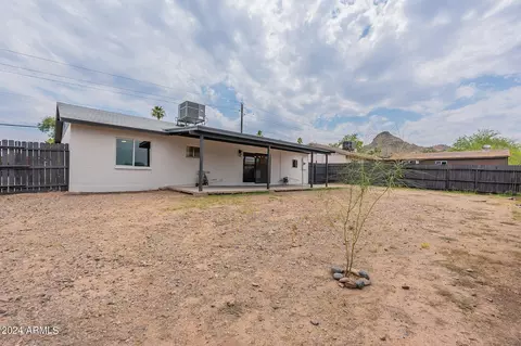 Exterior - 2120 E Greenway Rd, Phoenix, AZ 85022 photo 6 of 7