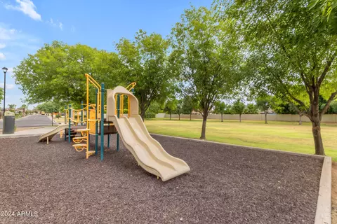 View/Area - 4450 E Ford Ave, Gilbert, AZ 85234 photo 8 of 8