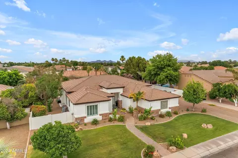 View/Area - 4450 E Ford Ave, Gilbert, AZ 85234 photo 1 of 8