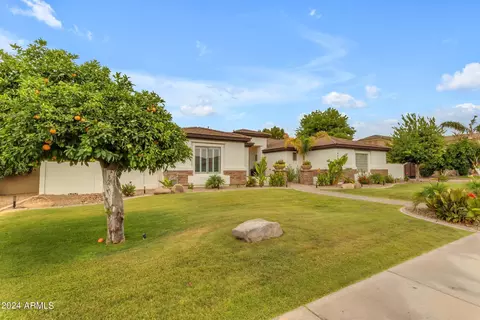 Exterior - 4450 E Ford Ave, Gilbert, AZ 85234 photo 15 of 16