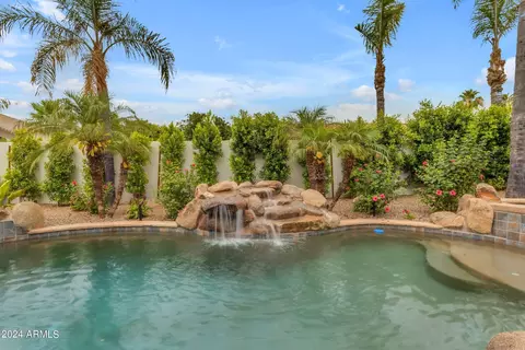 Exterior - 4450 E Ford Ave, Gilbert, AZ 85234 photo 4 of 16