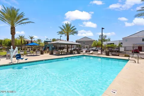 8172 N 22nd Dr, Phoenix, AZ 85021