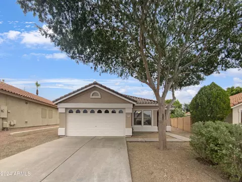 5711 E Forge Cir, Mesa, AZ 85206