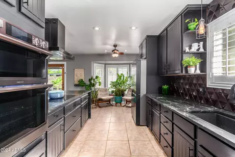 2879 E Beryl Ave, Phoenix, AZ 85028 photo 10