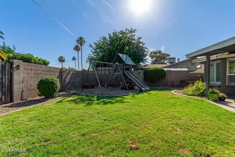 2879 E Beryl Ave, Phoenix, AZ 85028 photo 31
