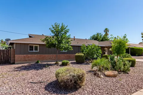 2879 E Beryl Ave, Phoenix, AZ 85028 photo 36