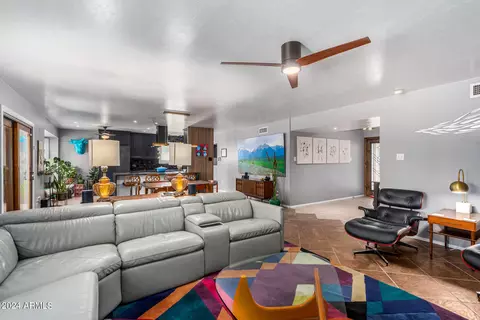 2879 E Beryl Ave, Phoenix, AZ 85028 photo 4
