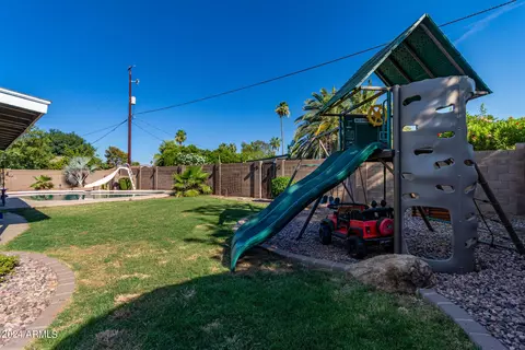 2879 E Beryl Ave, Phoenix, AZ 85028 photo 32