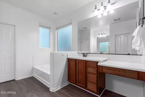 Bath - 3477 E Morrison Ranch Pkwy, Gilbert, AZ 85296 photo 1 of 3