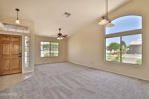 3019 E South Fork Dr, Phoenix, AZ 85048 photo 9