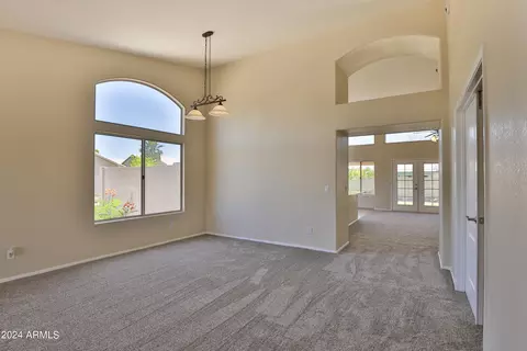 3019 E South Fork Dr, Phoenix, AZ 85048 photo 6