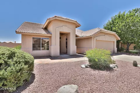 3019 E South Fork Dr, Phoenix, AZ 85048 photo 4