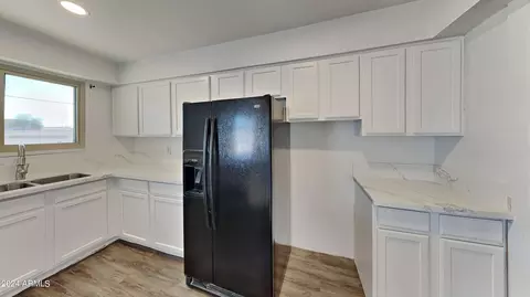 4029 N 75th Dr, Phoenix, AZ 85033 photo 4