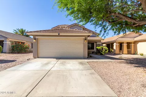 2458 W Wrangler Way, San Tan Valley, AZ 85142