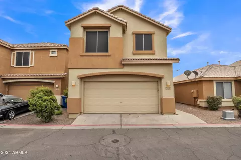 125 N 22nd Pl #33, Mesa, AZ 85213