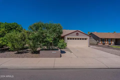 1606 W Loughlin Dr, Chandler, AZ 85224