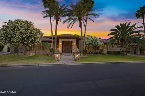 103 W Macaw Dr, Chandler, AZ 85286