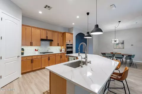 Kitchen - 1007 E Benrich Dr, Gilbert, AZ 85295 photo 2 of 7