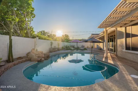 Exterior - 1007 E Benrich Dr, Gilbert, AZ 85295 photo 10 of 26
