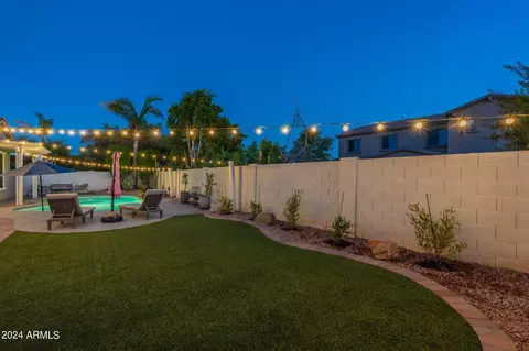 Exterior - 1007 E Benrich Dr, Gilbert, AZ 85295 photo 4 of 26