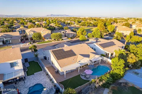 View/Area - 1007 E Benrich Dr, Gilbert, AZ 85295 photo 5 of 7