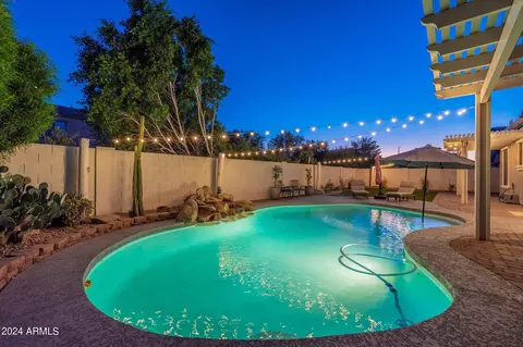 Exterior - 1007 E Benrich Dr, Gilbert, AZ 85295 photo 19 of 26