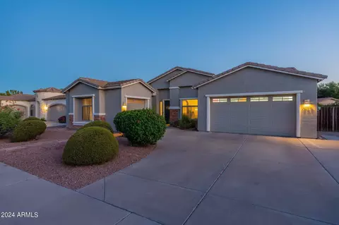 Exterior - 1007 E Benrich Dr, Gilbert, AZ 85295 photo 12 of 26