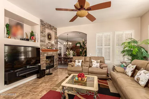 2996 E Cotton Ln, Gilbert, AZ 85234 photo 14
