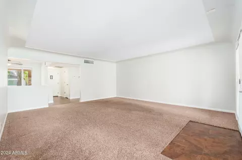6715 N 12th Pl, Phoenix, AZ 85014 photo 11