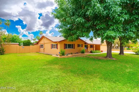6715 N 12th Pl, Phoenix, AZ 85014 photo 4