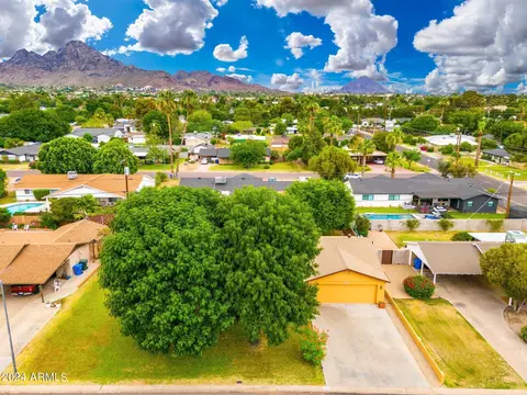 6715 N 12th Pl, Phoenix, AZ 85014 photo 3