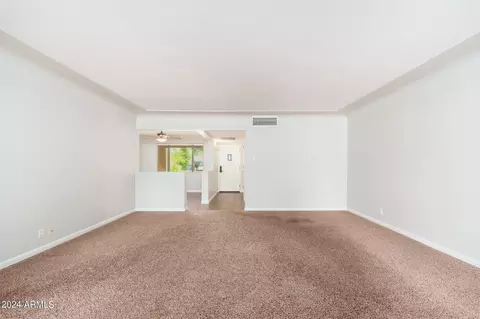 6715 N 12th Pl, Phoenix, AZ 85014 photo 10