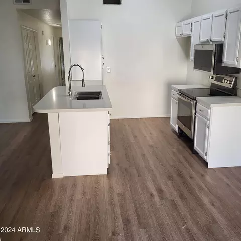 5236 W Peoria Ave #244, Glendale, AZ 85302