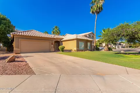 4626 E Kelly Dr, Gilbert, AZ 85234 photo 3