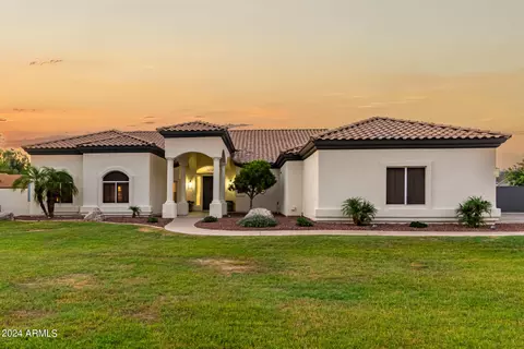 Exterior - 2490 E Arrowhead Trl, Gilbert, AZ 85297 photo 26 of 30