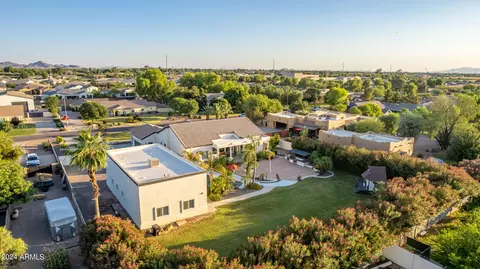 View/Area - 2490 E Arrowhead Trl, Gilbert, AZ 85297 photo 5 of 18