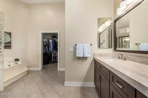 Bath - 2490 E Arrowhead Trl, Gilbert, AZ 85297 photo 1 of 3