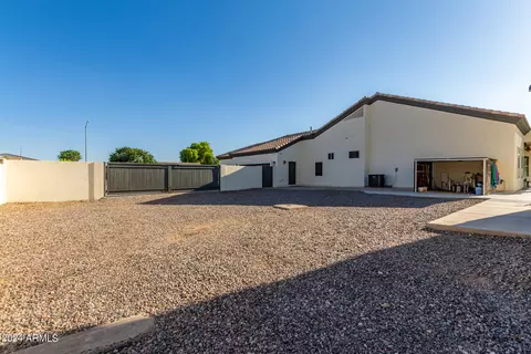 Exterior - 2490 E Arrowhead Trl, Gilbert, AZ 85297 photo 13 of 30